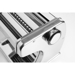 Elektrinė makaronų mašina