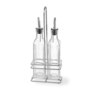 Namų šeimininkė aliejui ir actui