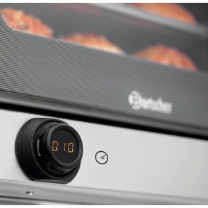 Keturi profesionalūs konvekcijos orkaitės AT90-MDI