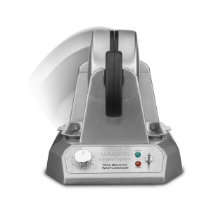 Mini baltųjų blynelių keptuvė Waring: Sukurkite iki 100 blynelių per valandą.