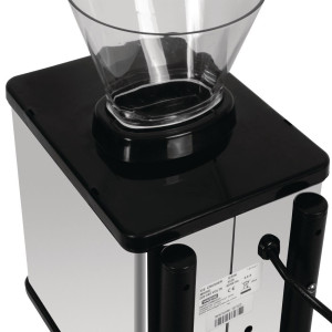 Elektrinis ledo smulkintuvas Waring IC20E - 30 kg/h: profesionalus kokybė.