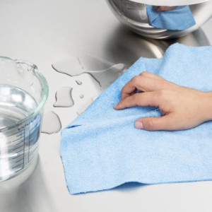 Mėlynos mikropluošto šluostės - 300 x 300 mm - 50 lapų - FourniResto