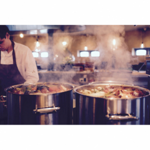 Aukštas puodas su dangčiu Kitchen Line - 16 cm skersmens