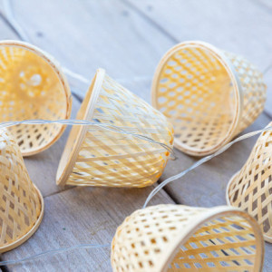 Šviesios bambuko girlianda su saulės baterija ir LED lemputėmis - Chill Hybrid - Lumisky