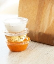 Salotos dubenėliai ir vienkartiniai puodai