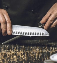 Profesionalūs peiliai